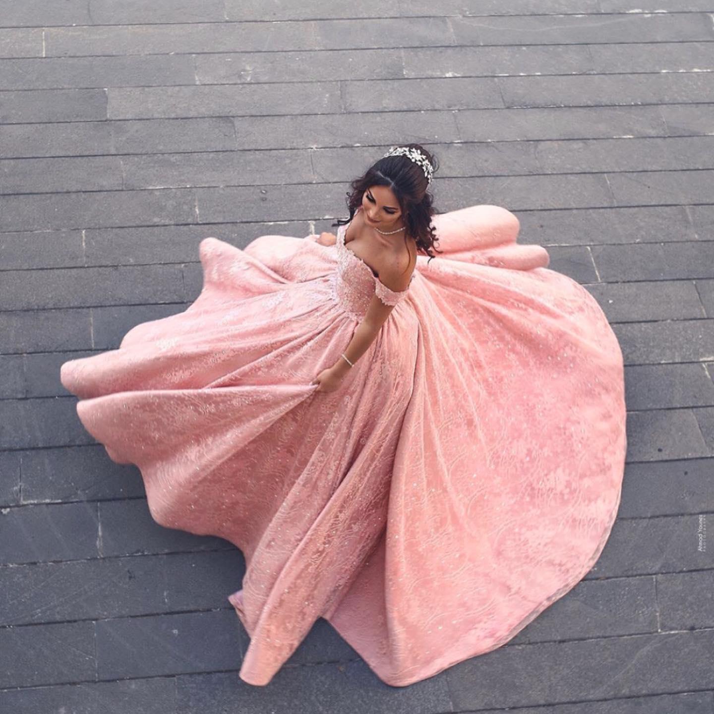 New Dubai Arabic Ball Gown Wedding Dresses Blush Pink Off Shoulder Full Lace Appliques Crystal Beaded Plus Size Formal Bridal Gowns