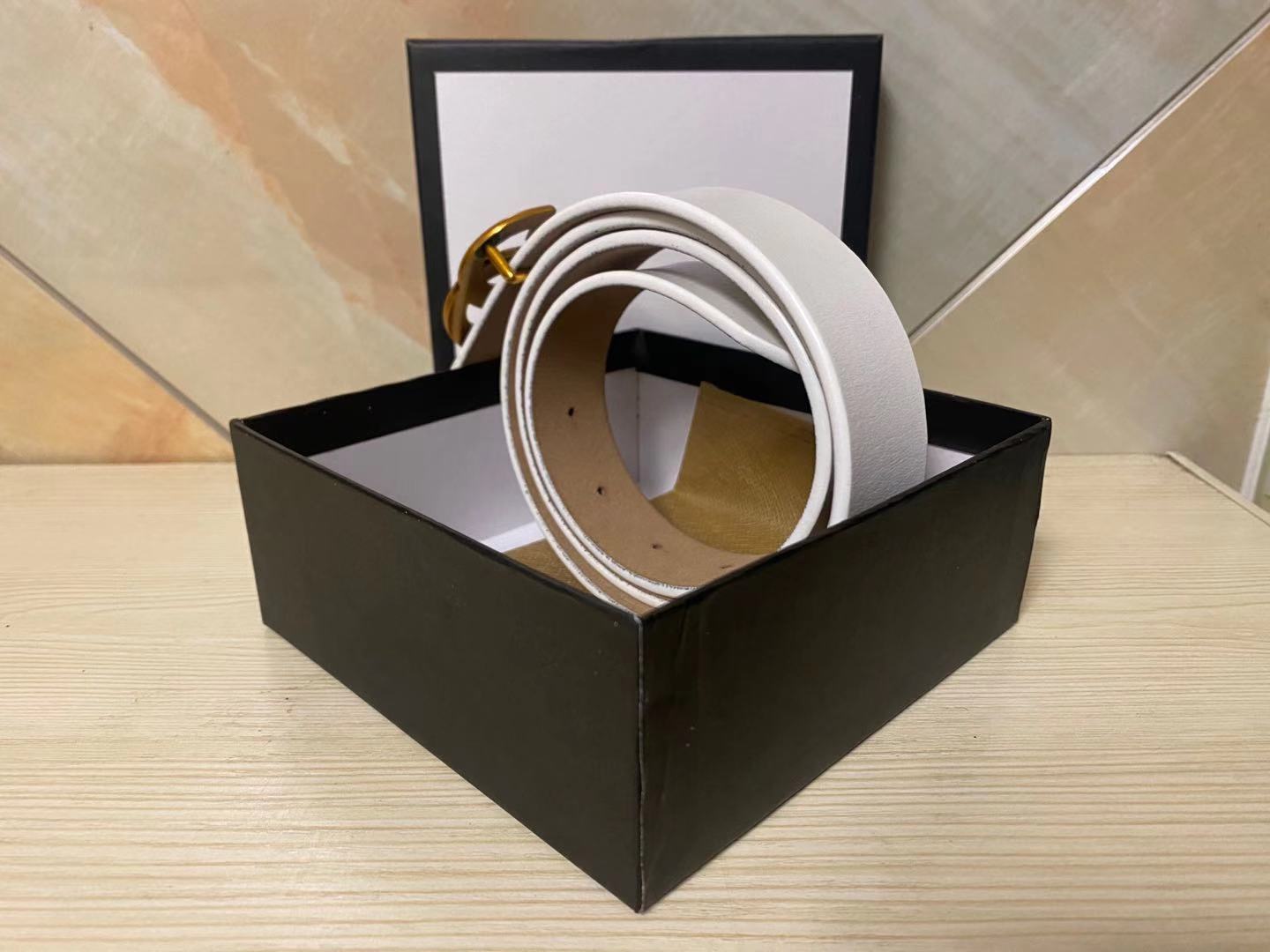 Classic fashion belt wholesale High quality woman belt Width 3.0cm womens belts mens belts men designers belt
Classic fashion belt wholesale High quality woman belt Width 3.0cm womens belts mens belts men designers belt