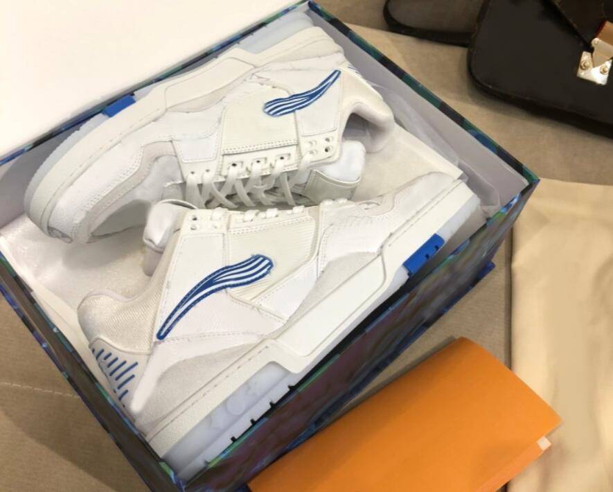2020 men sports shoes Trainer sneakers TPU combination large sole leather padded foot mesh lining casual shoes size 39-45 A4, Color 8
2020 men sports shoes Trainer sneakers TPU combination large sole leather padded foot mesh lining casual shoes size 39-45 A4, Color 8