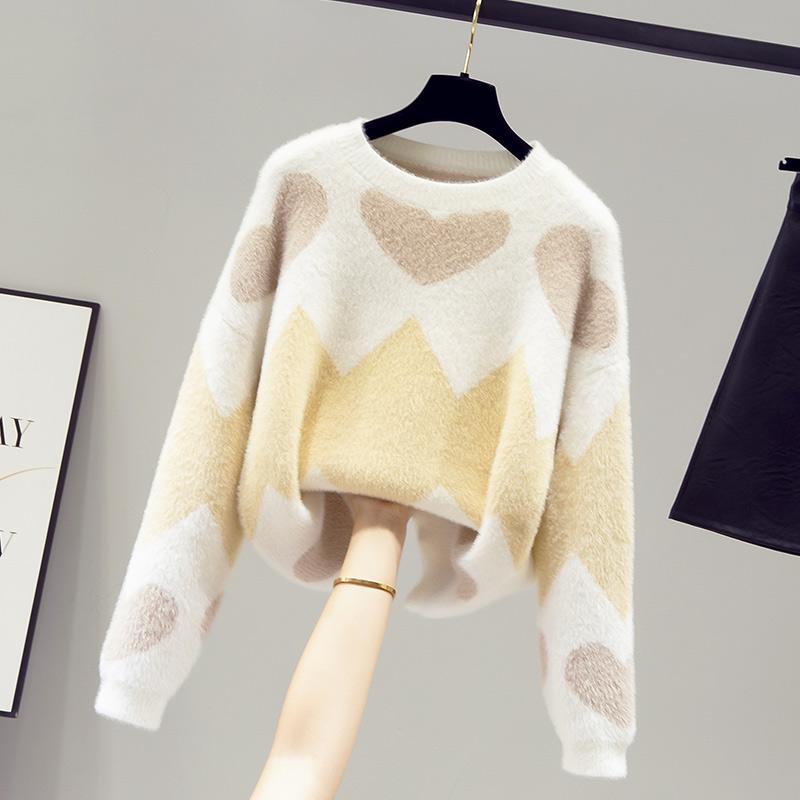 Mink velvet thickened loose wear women's sweaters women's winter clothes new autumn and winter with explosive coats, Khaki
Mink velvet thickened loose wear women's sweaters women's winter clothes new autumn and winter with explosive coats, Khaki
