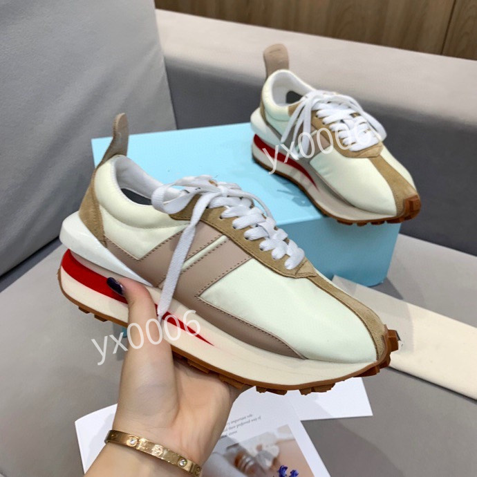Top designer mens hand-made Handmade Shoes slippers fashion sandals rainbow color non-lace sleeves specially made for men Loafer ly211126, Choose the color
Top designer mens hand-made Handmade Shoes slippers fashion sandals rainbow color non-lace sleeves specially made for men Loafer ly211126, Choose the color