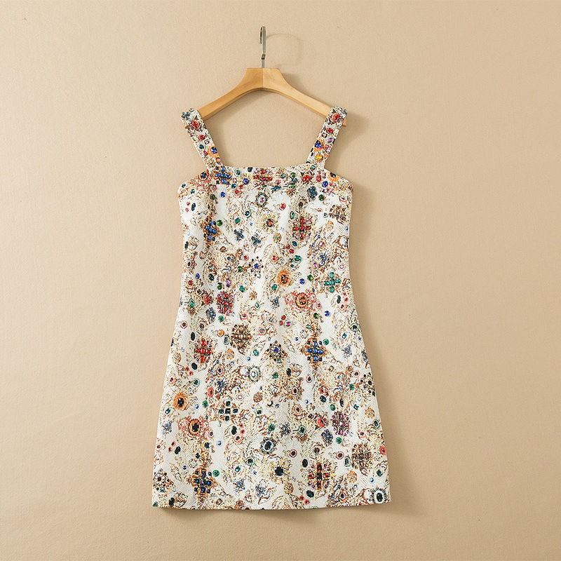 European and American women's wear spring 2022 new Condole belt Sleeveless heavy nail bead Fashion gem print jacquard dress, Black;gray
European and American women's wear spring 2022 new Condole belt Sleeveless heavy nail bead Fashion gem print jacquard dress, Black;gray