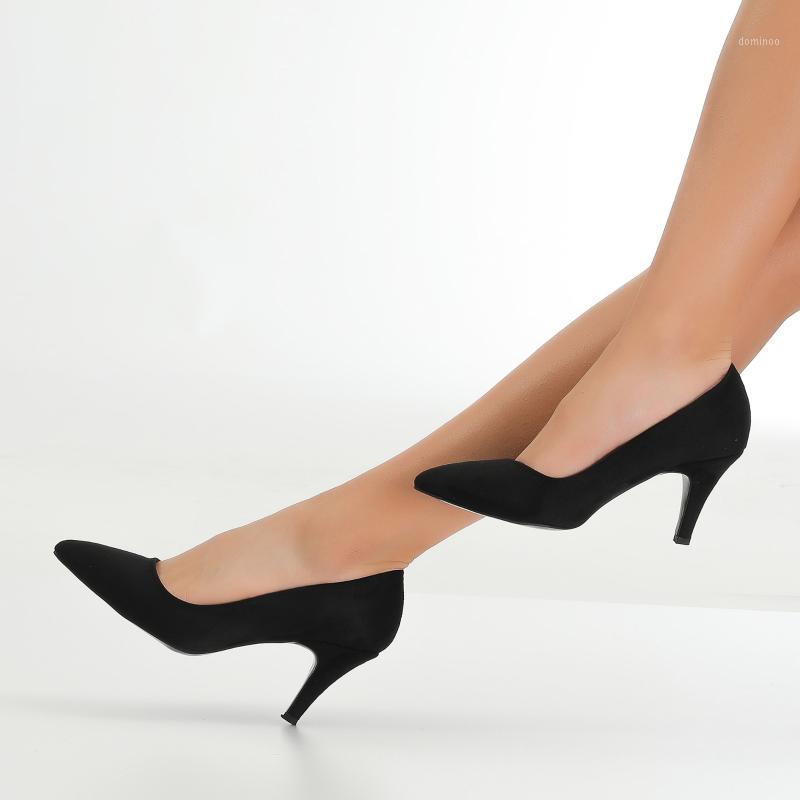 Mst-017 Black Suede 2020 women pumps fashion women shoes party wedding Super square high heel pointed toe 34-421
Mst-017 Black Suede 2020 women pumps fashion women shoes party wedding Super square high heel pointed toe 34-421