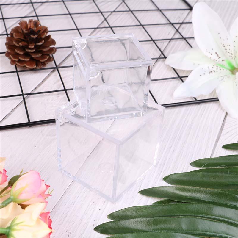 Square Transparent Can Open Favor Boxes Plastic Clear Gift Box Wedding Candy Box Baby Shower Favor Sedding Souvenirs
Square Transparent Can Open Favor Boxes Plastic Clear Gift Box Wedding Candy Box Baby Shower Favor Sedding Souvenirs