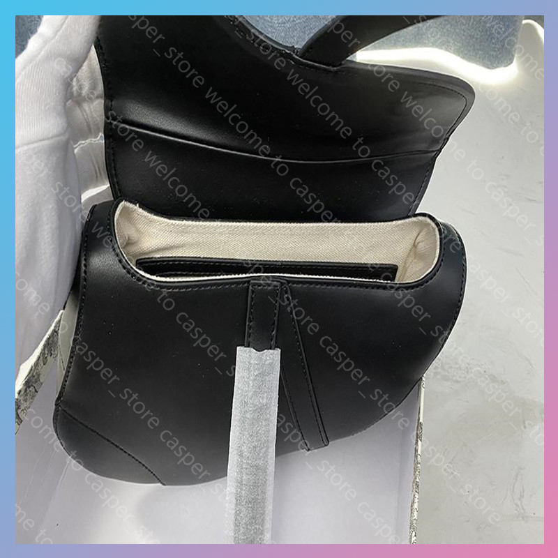 Lady luxurys Designers Saddle Bag crossbody bag fashion handbags Luxurys Brands Shoulder Bags 2021 Fashion Handbag Totes Shopping Bags Shoulderbag
Lady luxurys Designers Saddle Bag crossbody bag fashion handbags Luxurys Brands Shoulder Bags 2021 Fashion Handbag Totes Shopping Bags Shoulderbag