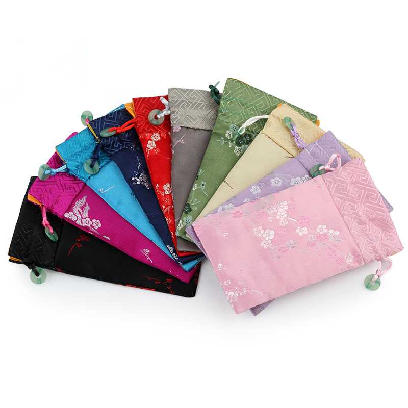 50pcs Cherry Blossoms Long Gift Bag Drawstring Chinese Silk Brocade Phone Pouches Christmas Wedding Party Favor
50pcs Cherry Blossoms Long Gift Bag Drawstring Chinese Silk Brocade Phone Pouches Christmas Wedding Party Favor