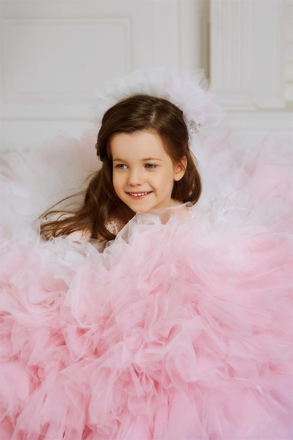 Colorful Tiered Cupcakes Little Girl Pageant Dresses Feather Sleeve Tutu Tulle Skirt Beauty Prom Pageant Dress First holy Communion Gowns Brithday Par