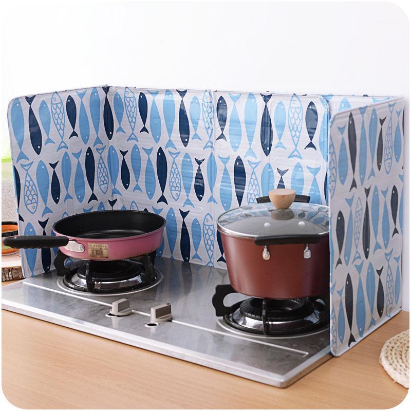 Aluminium Oil Foil Plate Anti-Splash Block Kitchen Safety Guard Cooking Pan Oil Splatter Shield Stove Cover Kitchen Tool1
Aluminium Oil Foil Plate Anti-Splash Block Kitchen Safety Guard Cooking Pan Oil Splatter Shield Stove Cover Kitchen Tool1