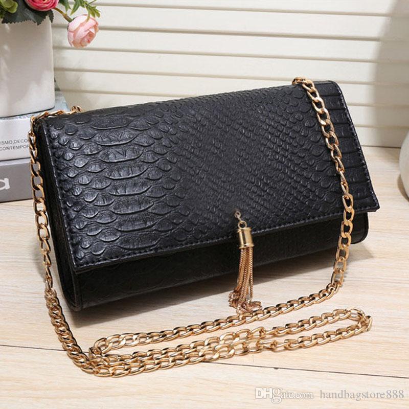 Luxurys designer Wallets high quality Purse Holders Coin wallet card holder Men embossed single Genuine FASHION Leather Women's Black Lambsk
Luxurys designer Wallets high quality Purse Holders Coin wallet card holder Men embossed single Genuine FASHION Leather Women's Black Lambsk