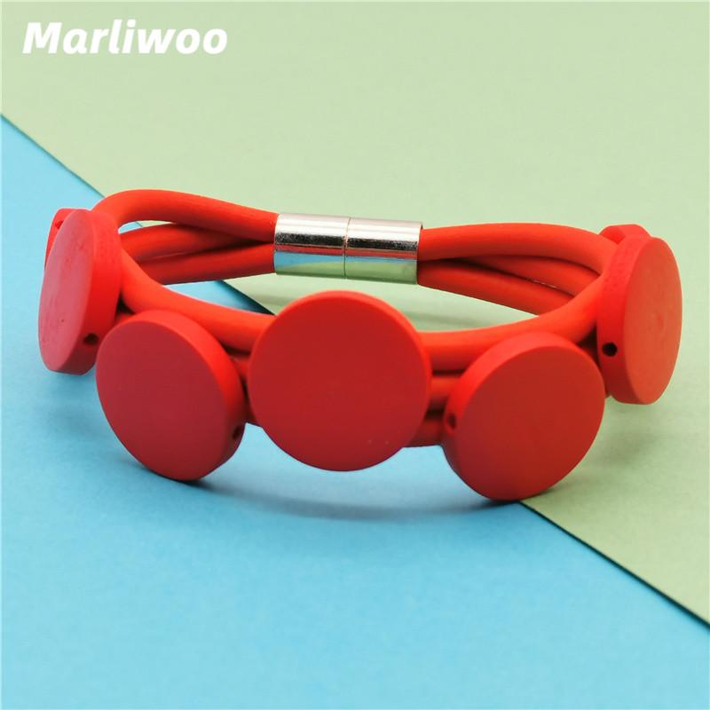 Marliwoo New Red Charm Bracelet Women Handmade Wood Jewelry Designer Statement Bracelets Wooden Bangles Gift Festival Jewellery
Marliwoo New Red Charm Bracelet Women Handmade Wood Jewelry Designer Statement Bracelets Wooden Bangles Gift Festival Jewellery