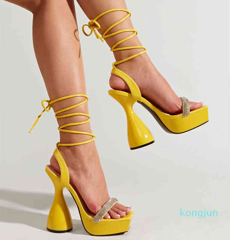 Designer- spring and summer diamond square head bandage wine cup heel 14cm fashion high-heeled sandals women, Red
Designer- spring and summer diamond square head bandage wine cup heel 14cm fashion high-heeled sandals women, Red
