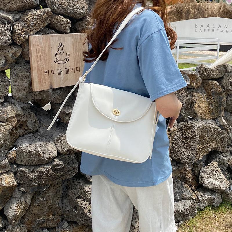 Fashion High Quality Women Shoulder Underarm Bag Vintage PU Leather Ladies Messenger Bags Retro Female Tote Purse Hangbags Bolsa, Black
Fashion High Quality Women Shoulder Underarm Bag Vintage PU Leather Ladies Messenger Bags Retro Female Tote Purse Hangbags Bolsa, Black