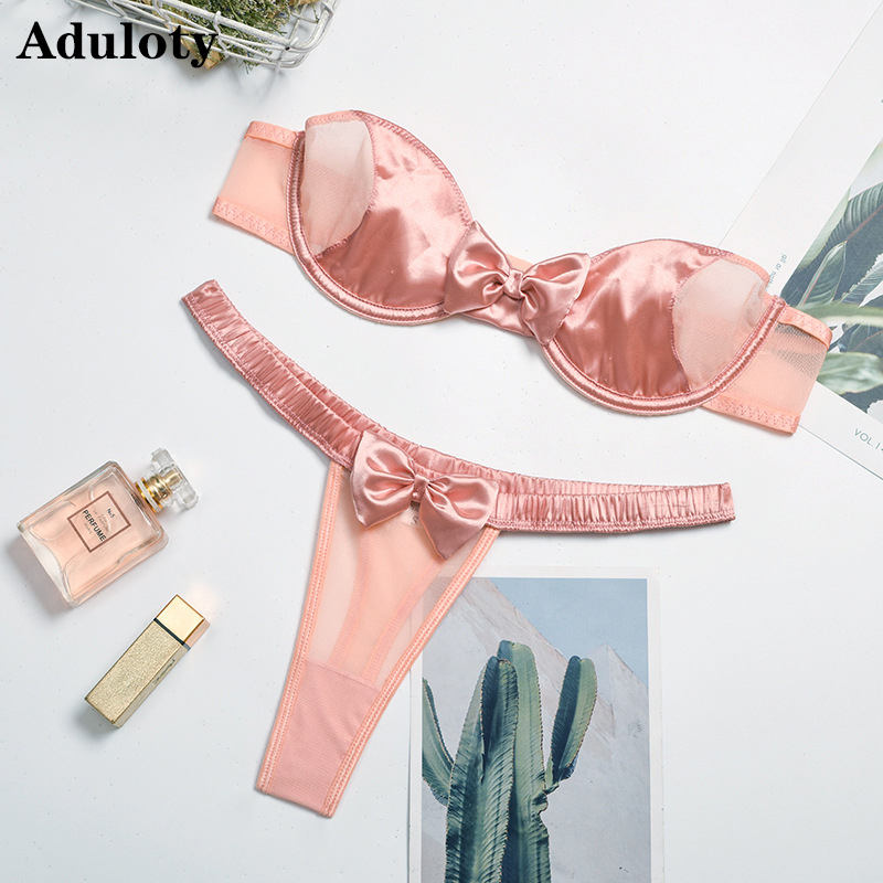 wholesale Women's New Style Bow Decor Satin Lingerie Set Transparent Lace Stitching Bra Sexy Underwear and Panties Mesh Thong, Pink
wholesale Women's New Style Bow Decor Satin Lingerie Set Transparent Lace Stitching Bra Sexy Underwear and Panties Mesh Thong, Pink