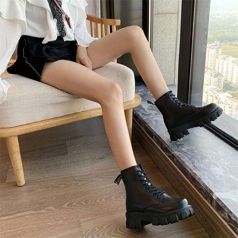 OEIN Women's Boots European Style Black Women's Ankle Boots Round Toe Lace-up Platform Patent Leather Shoes Autumn Shoes, Patent black
OEIN Women's Boots European Style Black Women's Ankle Boots Round Toe Lace-up Platform Patent Leather Shoes Autumn Shoes, Patent black