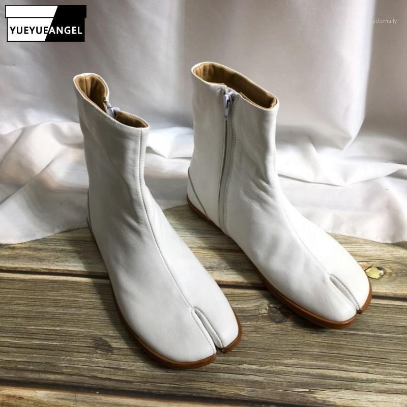 Japan Style Split Toe Boots Women Designer Brand Zipper White Ankle Boots Autumn Genuine Leather Flats Ninja Shoes Botas Mujer1
Japan Style Split Toe Boots Women Designer Brand Zipper White Ankle Boots Autumn Genuine Leather Flats Ninja Shoes Botas Mujer1