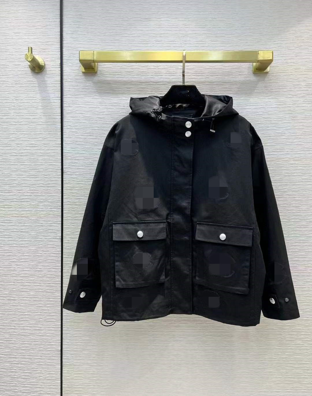 Milan Runway Jackets 2022 Spring Summer Hooded Long Sleeve Women's coats Designer Brand Same Style Outerwear 0221-5, Black
Milan Runway Jackets 2022 Spring Summer Hooded Long Sleeve Women's coats Designer Brand Same Style Outerwear 0221-5, Black