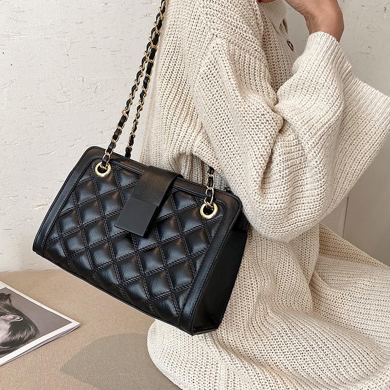Women Large Capacity Leather Chain Shoulder Pack Travel Diamond Lattice Crossbody Bag High Quality Handbags Bolso Cadenas Grande, Black
Women Large Capacity Leather Chain Shoulder Pack Travel Diamond Lattice Crossbody Bag High Quality Handbags Bolso Cadenas Grande, Black