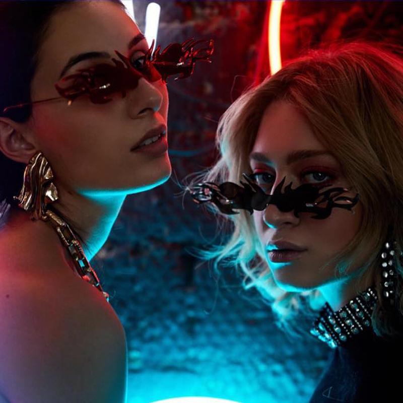 Sunglasses QPeClou Oversize Long One Piece Fire Women Fashion Rimless Funny Party Flame Sun Glasses Female Show Color Shades
Sunglasses QPeClou Oversize Long One Piece Fire Women Fashion Rimless Funny Party Flame Sun Glasses Female Show Color Shades
