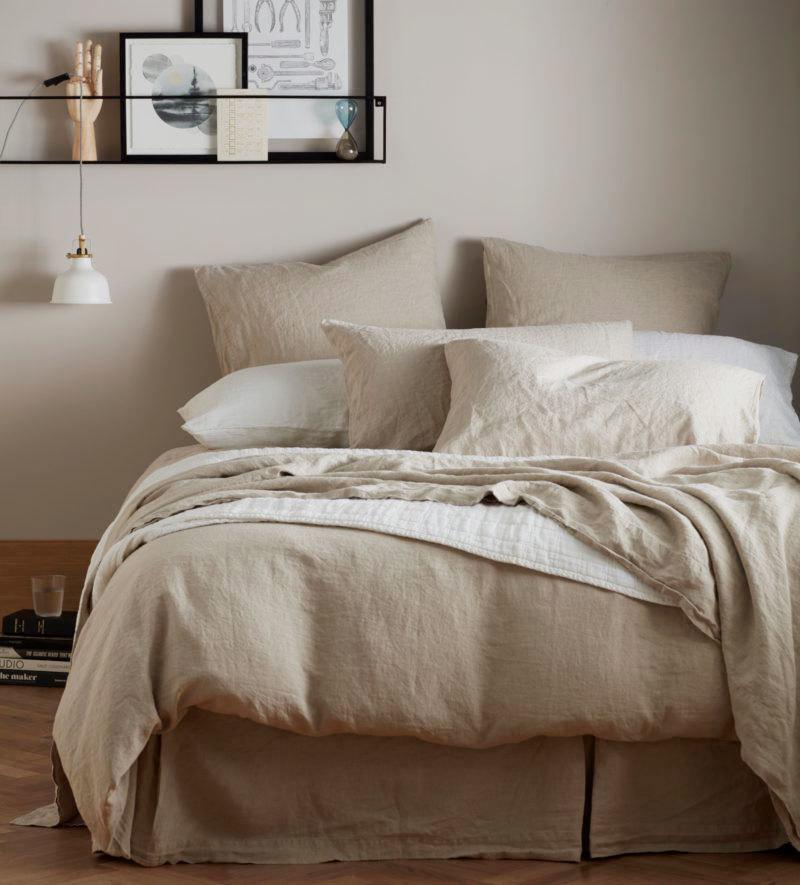 Natural Softened Linen Bedding Set Stonewashed Linen Duvet Cover +Flat Sheet+ 2 Pillow Cases Flax Queen King Size Quilt Cover, Chocolate
Natural Softened Linen Bedding Set Stonewashed Linen Duvet Cover +Flat Sheet+ 2 Pillow Cases Flax Queen King Size Quilt Cover, Chocolate