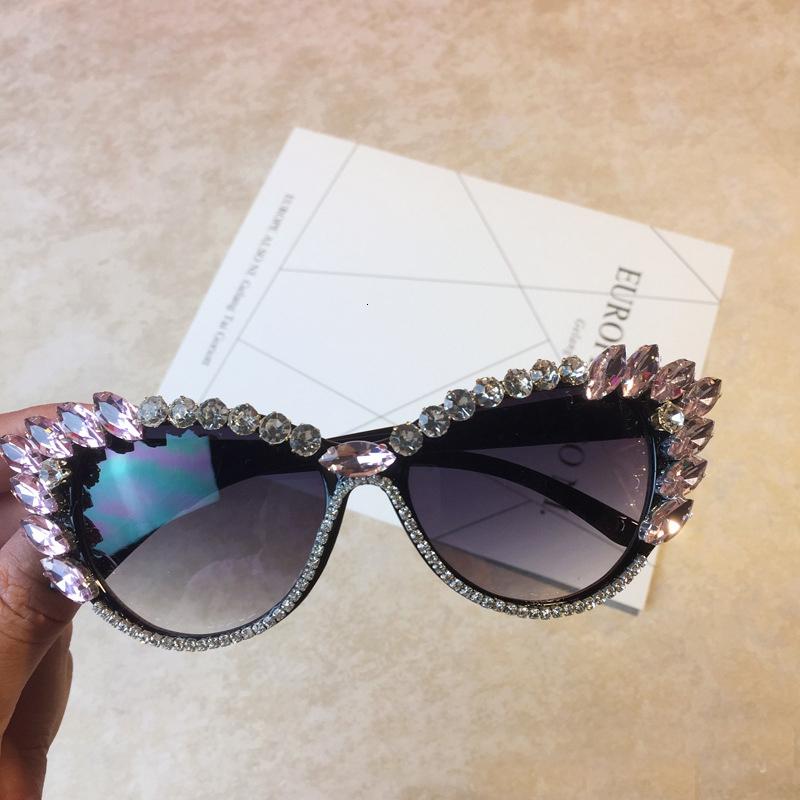 Brand Designer Baroque Style Women Glasses Cat Eye Crystals Sunglass Retro Bling Rhinestones Women Girl Sun Glasses Gafas De Sol
Brand Designer Baroque Style Women Glasses Cat Eye Crystals Sunglass Retro Bling Rhinestones Women Girl Sun Glasses Gafas De Sol