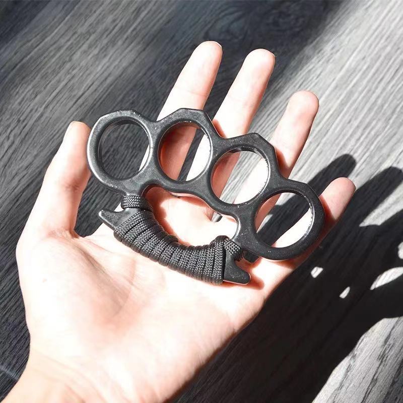 2021New glass fiber finger tiger four finger self defense copper joint anti slip aluminum alloy fist for men and women
2021New glass fiber finger tiger four finger self defense copper joint anti slip aluminum alloy fist for men and women
