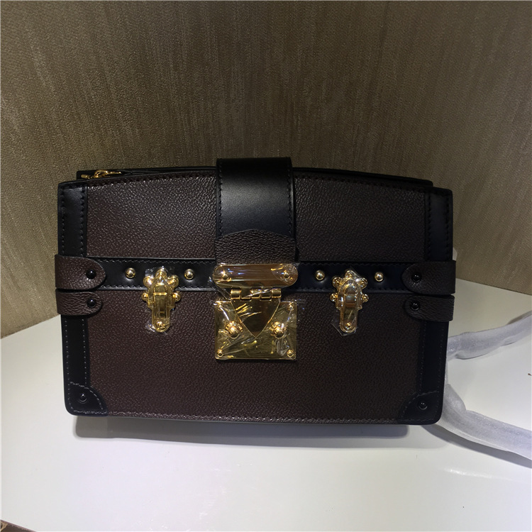Women Bag Handbag Shoulder bag Glasses Belts Wholesale drop shipping discount, Small flower
Women Bag Handbag Shoulder bag Glasses Belts Wholesale drop shipping discount, Small flower