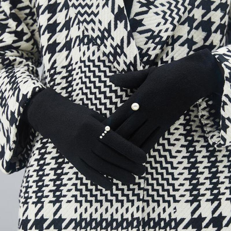 Winter High-grade Pearl Wool Warm Touch Screen Gloves Female Winter Cashmere Embroidery Thickening Driving Gloves H861
Winter High-grade Pearl Wool Warm Touch Screen Gloves Female Winter Cashmere Embroidery Thickening Driving Gloves H861