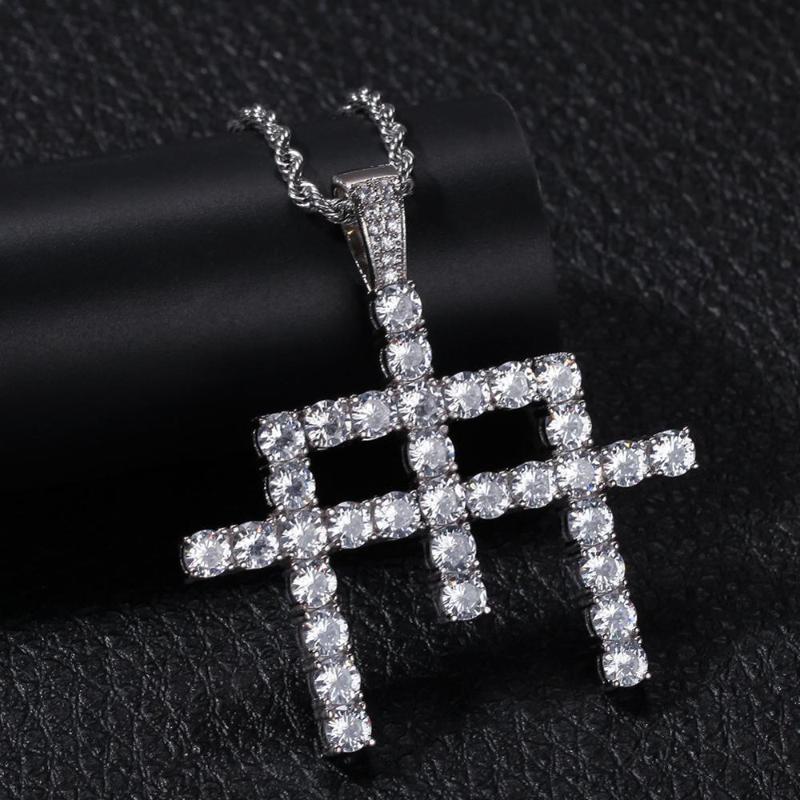 Hip Hop Cubic Zirconia Paved Bling Iced Out 3 Cross Splice Pendants Necklace for Men Hiphop Rapper Jewelry Silver Color
Hip Hop Cubic Zirconia Paved Bling Iced Out 3 Cross Splice Pendants Necklace for Men Hiphop Rapper Jewelry Silver Color