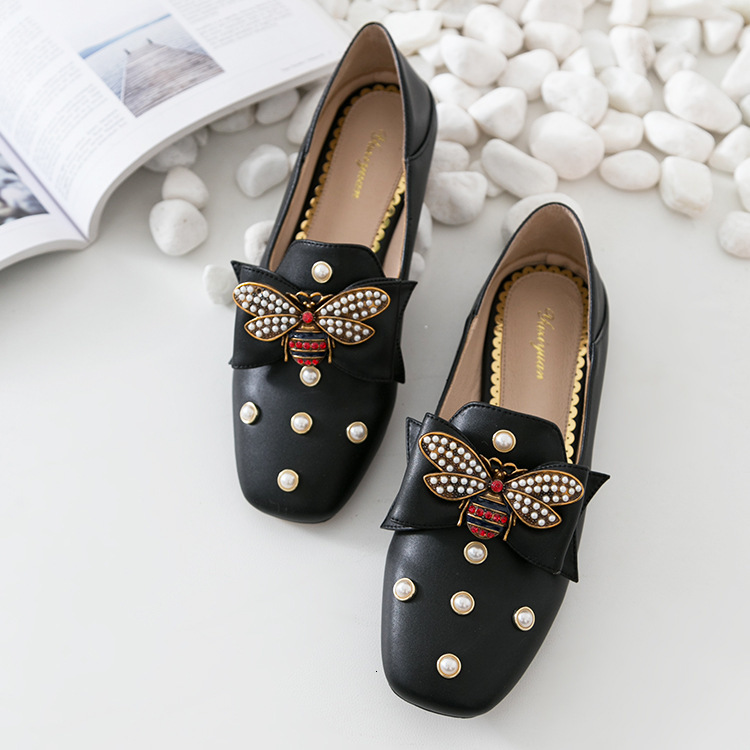 2021 New Ties for Women, Europe and the United States, Low Spring Shoes, Pearls, Round Head, with Shoes on 56JZ, Beige.
2021 New Ties for Women, Europe and the United States, Low Spring Shoes, Pearls, Round Head, with Shoes on 56JZ, Beige.