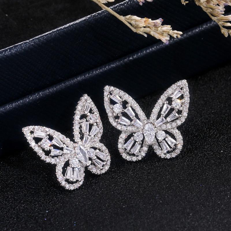 Stud Korean Fashion Hollow Butterfly Earrings For Women One Earring Wedding Engagement Jewelry Original Design Gift
Stud Korean Fashion Hollow Butterfly Earrings For Women One Earring Wedding Engagement Jewelry Original Design Gift