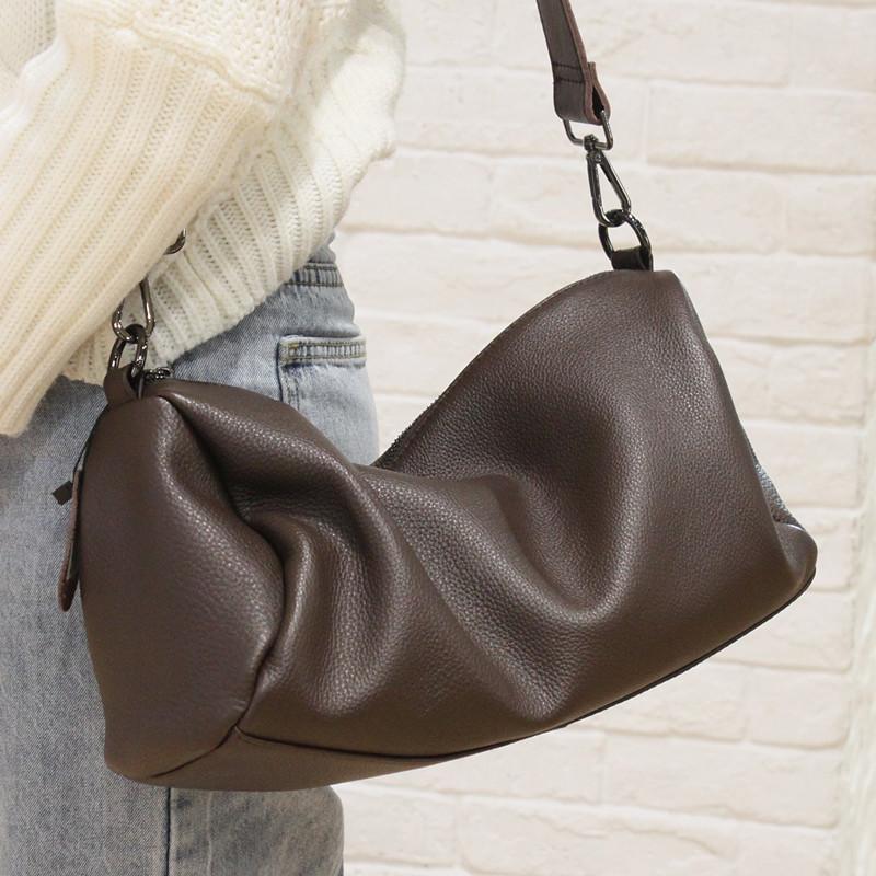 Women Crossbody Bags 100% Soft Genuine Cow Leahter Handbags Casual Wide Shoulder Strap Shoulder Bags 2021 New Messenger Bag Lady, Black
Women Crossbody Bags 100% Soft Genuine Cow Leahter Handbags Casual Wide Shoulder Strap Shoulder Bags 2021 New Messenger Bag Lady, Black