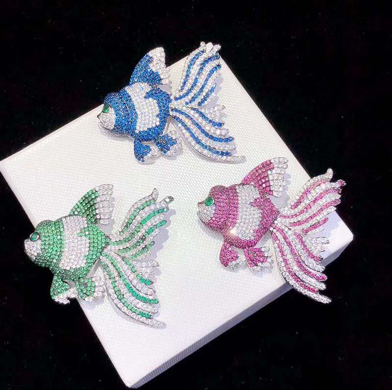 Pins, Brooches 40x44mm Women's High Quality Red Fish Chinese Wind Chest Needle, Luxury Gas Accessories, Can Be Used As A Brooch And Pendant
Pins, Brooches 40x44mm Women's High Quality Red Fish Chinese Wind Chest Needle, Luxury Gas Accessories, Can Be Used As A Brooch And Pendant