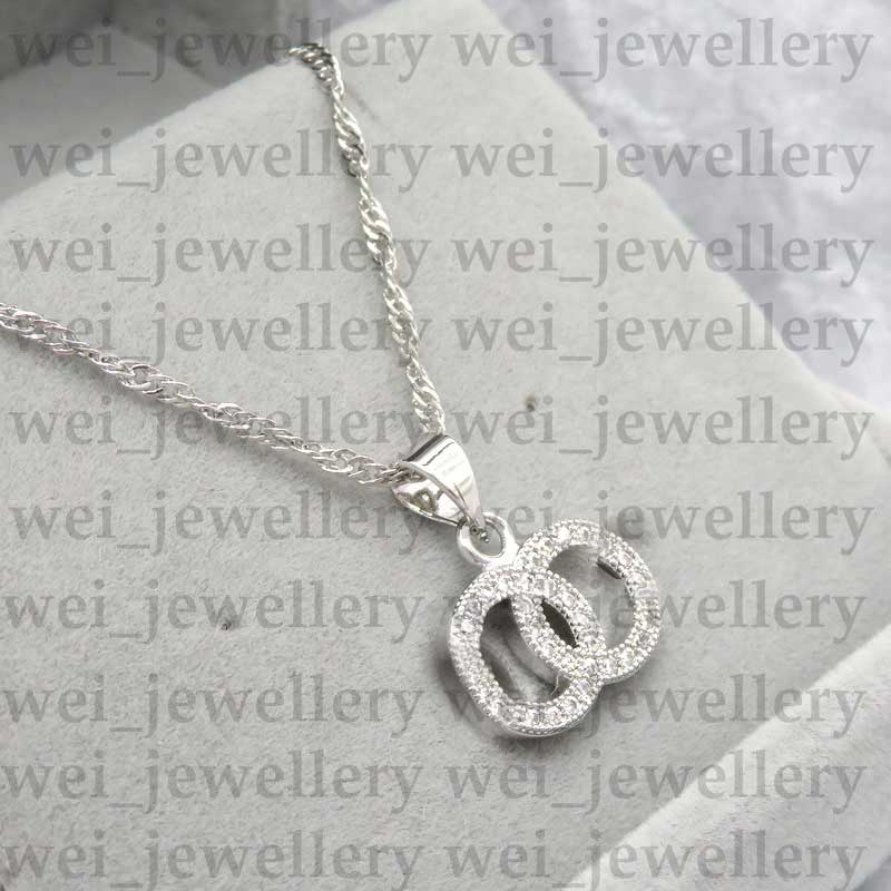 Top Fashion Pendant Designer Necklace Letter women Necklace Crystal Diamond Clavicle Necklaces Lady Jewelry Gift Best Quality
Top Fashion Pendant Designer Necklace Letter women Necklace Crystal Diamond Clavicle Necklaces Lady Jewelry Gift Best Quality