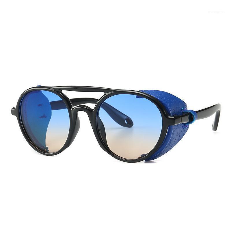 2020 Women Men Steampunk Sunglasses Retro Windproof Punk Sun Glasses Vintage Sunglass Design Eyewear Metal Round for Men1
2020 Women Men Steampunk Sunglasses Retro Windproof Punk Sun Glasses Vintage Sunglass Design Eyewear Metal Round for Men1