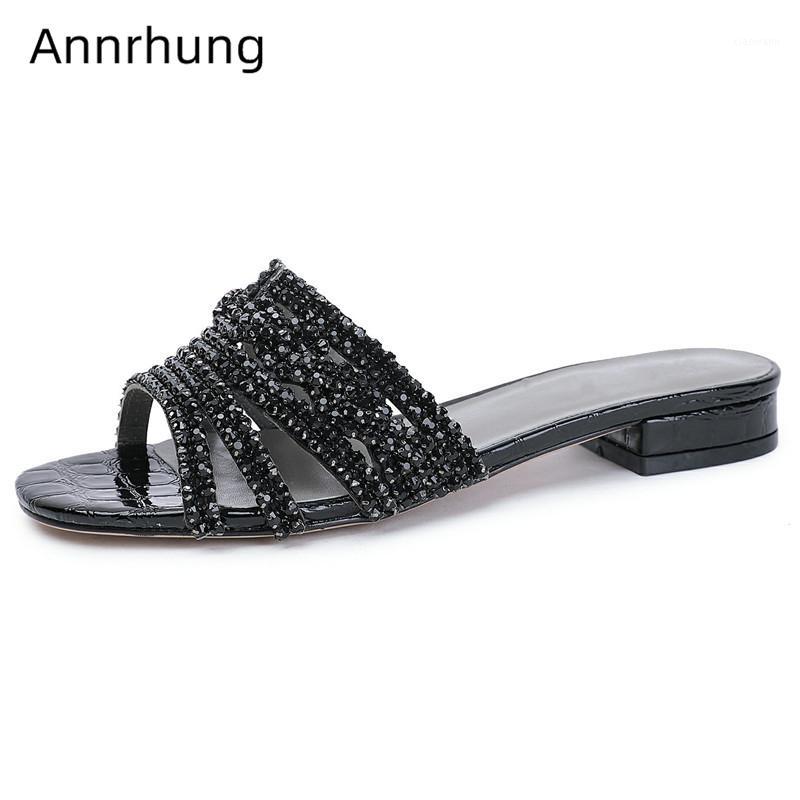 New Summer 2020 Crystal Rhinestone Slippers Women Flat Heel Open Toe Slip-on Runway Shoes Real Leather Shoes Woman1, Black
New Summer 2020 Crystal Rhinestone Slippers Women Flat Heel Open Toe Slip-on Runway Shoes Real Leather Shoes Woman1, Black