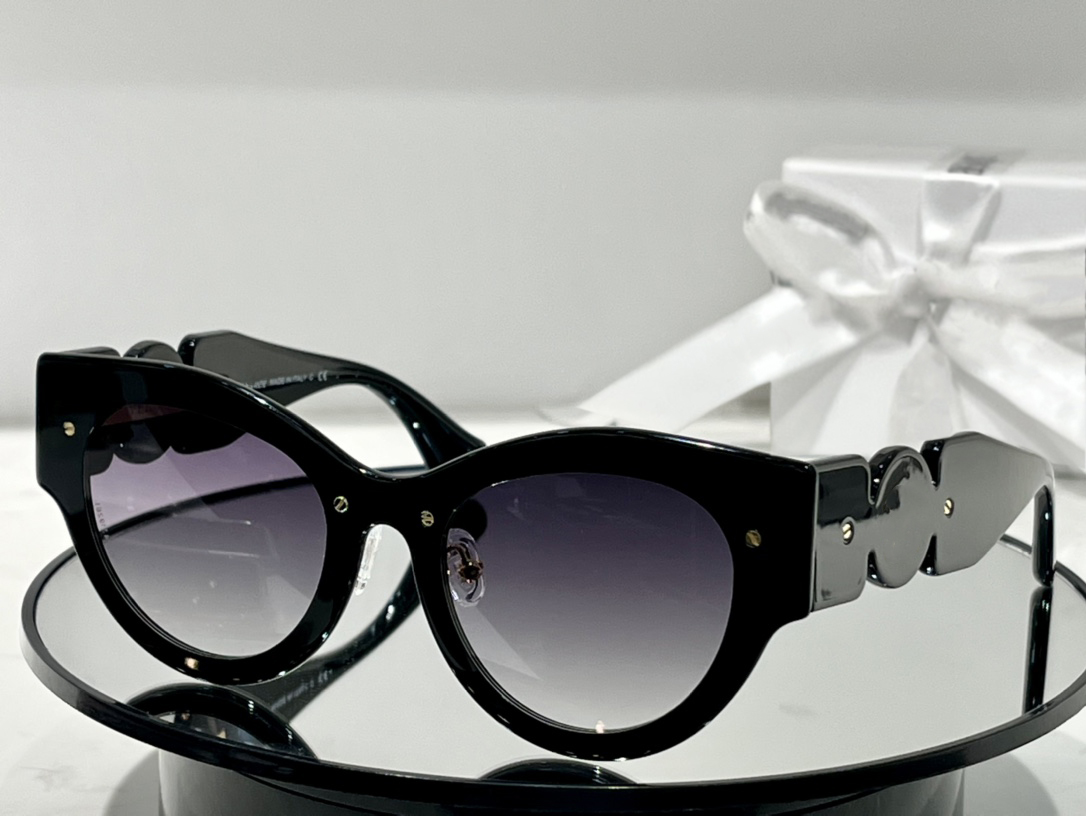 Summer Sunglasses For Men Women 2234 Style Anti-Ultraviolet Retro Plate Plank Oval Frame Fashion Eyeglasses Random Box
Summer Sunglasses For Men Women 2234 Style Anti-Ultraviolet Retro Plate Plank Oval Frame Fashion Eyeglasses Random Box