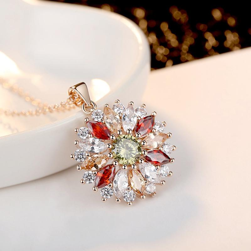 Luxurious Charming Sun Flower Pendant Necklace Women's Wedding Party Clavicle Chain Fashion Jewelry Romantic Valentine's Gift
Luxurious Charming Sun Flower Pendant Necklace Women's Wedding Party Clavicle Chain Fashion Jewelry Romantic Valentine's Gift