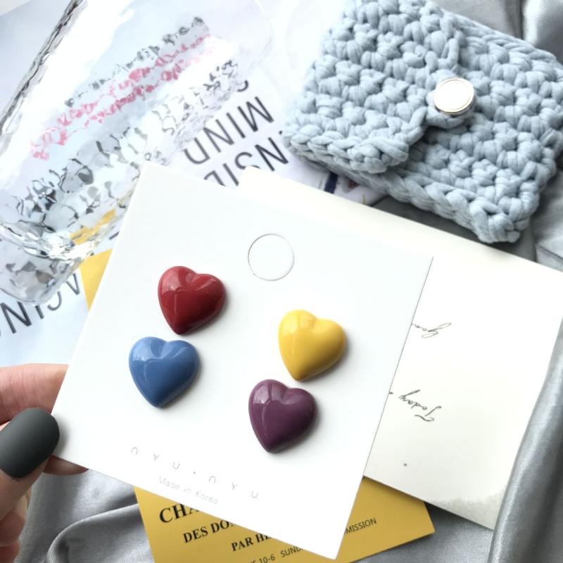 2021 trend earrings for women Korean earrings Summer Acrylic red love Women jewelry Gifts for the new year
2021 trend earrings for women Korean earrings Summer Acrylic red love Women jewelry Gifts for the new year