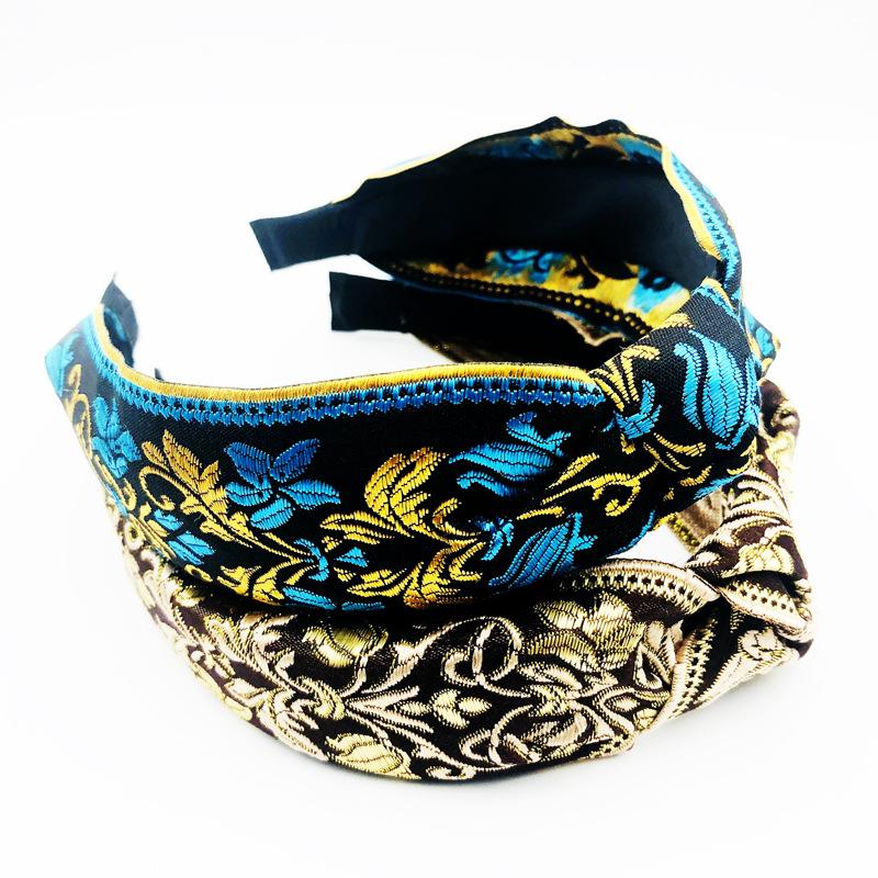 Bohemia Embroidery Flowers Retro Hairbands For Women Hair Accessories Korea Gold Wire Hair Band Bows Crown Headbands
Bohemia Embroidery Flowers Retro Hairbands For Women Hair Accessories Korea Gold Wire Hair Band Bows Crown Headbands