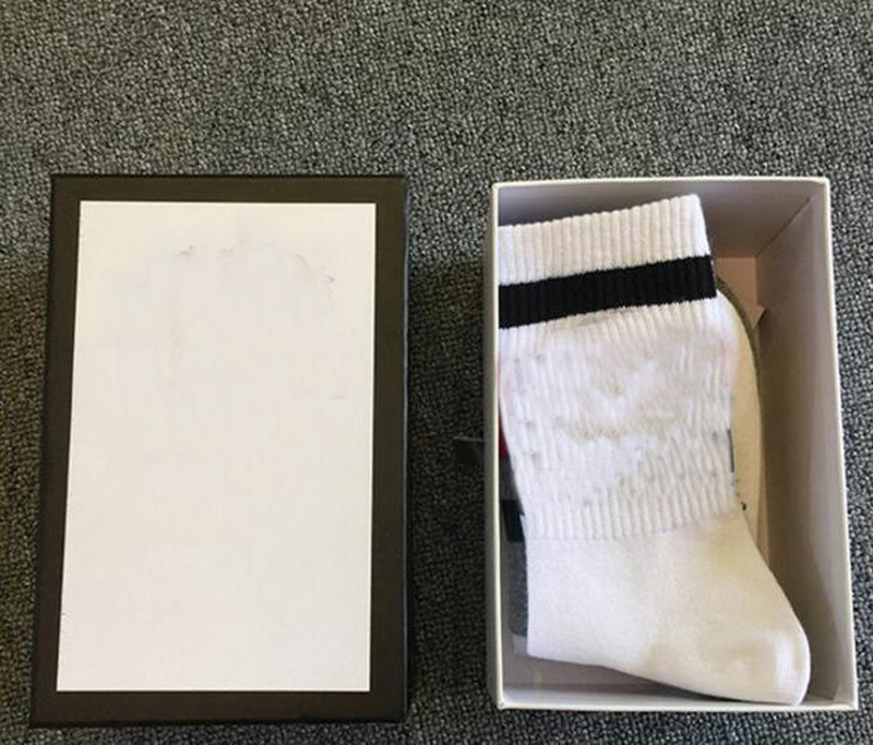 4pair/box Cotton Tiger Mens Women Socks Man Long Sport Sock Casual Breathable Sweat Business Sport Female Socks Birthday Socks With Box
4pair/box Cotton Tiger Mens Women Socks Man Long Sport Sock Casual Breathable Sweat Business Sport Female Socks Birthday Socks With Box
