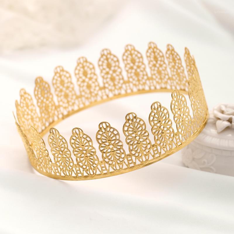 AiliBride Gold Round Crown King Queen Wedding Tiara Bride Headpiece Men Party Crystal Hair Jewelry Wedding Hair Accessories Gift1
AiliBride Gold Round Crown King Queen Wedding Tiara Bride Headpiece Men Party Crystal Hair Jewelry Wedding Hair Accessories Gift1