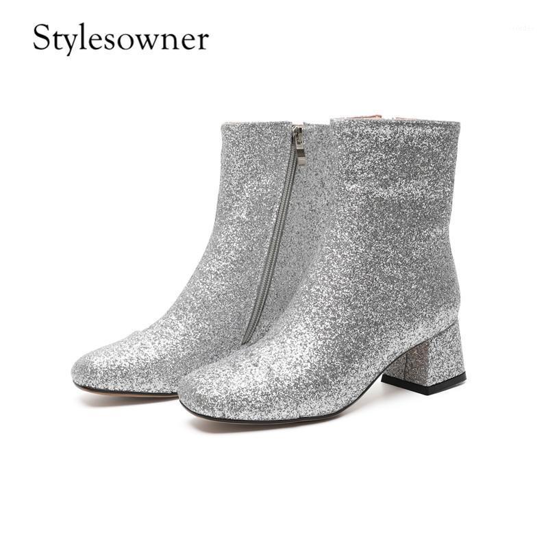Stylesowner Western Style Hot Design Special Rome Ankle Boots Blended High Heels 5.5cm Large Size Side Zipper Shining Boots1, Black
Stylesowner Western Style Hot Design Special Rome Ankle Boots Blended High Heels 5.5cm Large Size Side Zipper Shining Boots1, Black