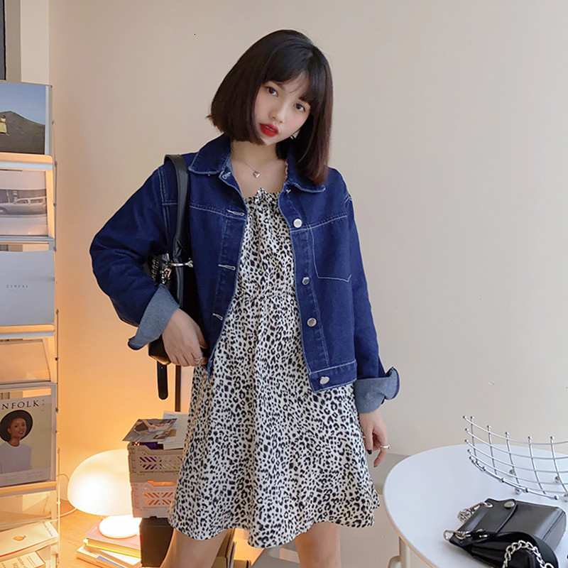 2021 New Classic jean blue jackets down short denim female long sleeve jacket girls coats (f8058) D61C
2021 New Classic jean blue jackets down short denim female long sleeve jacket girls coats (f8058) D61C