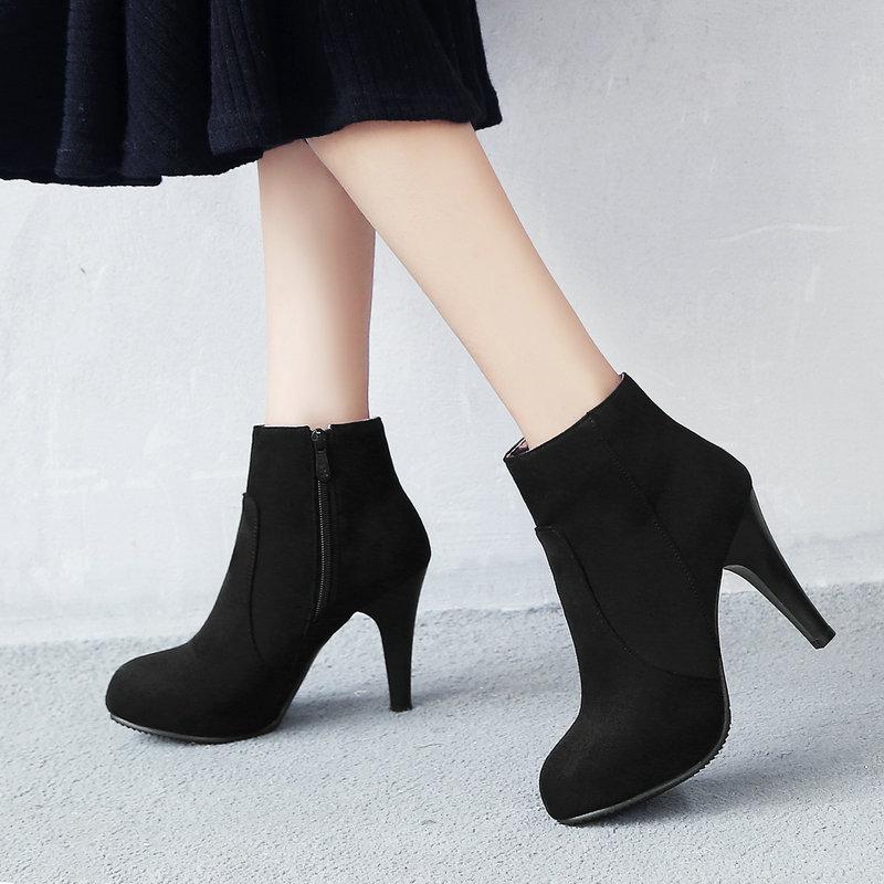 Black Red Blue Autumn Women's Boots Flock Leather High Heel Ankle Boots Zipper Faux Fur Plush Winter Woman 2020
Black Red Blue Autumn Women's Boots Flock Leather High Heel Ankle Boots Zipper Faux Fur Plush Winter Woman 2020