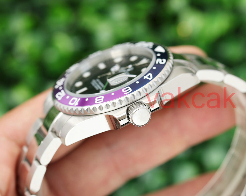 Luxury Fashion GMT Ceramic Black Bezel New Mens Mechanical SS 2813 Automatic Movement Watch Sports men Designer Watches Wristwatches vakcak, Original box
Luxury Fashion GMT Ceramic Black Bezel New Mens Mechanical SS 2813 Automatic Movement Watch Sports men Designer Watches Wristwatches vakcak, Original box