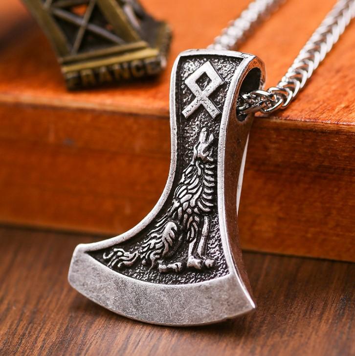 Vintage Wolf Crow Double Axe Pendant Necklace Nordic Viking Axe Rune Amulet Men's Fashion Necklace
Vintage Wolf Crow Double Axe Pendant Necklace Nordic Viking Axe Rune Amulet Men's Fashion Necklace