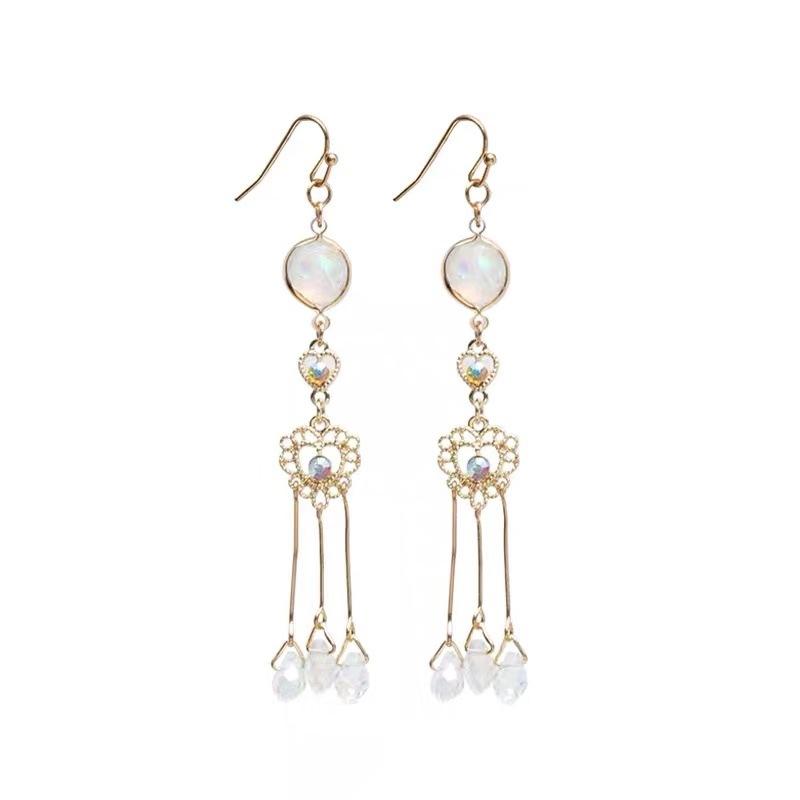 Pakistan vintage fashion unique temperament long Korean earrings for women Gypsy Baroque elegant cute big women's jewelry
Pakistan vintage fashion unique temperament long Korean earrings for women Gypsy Baroque elegant cute big women's jewelry