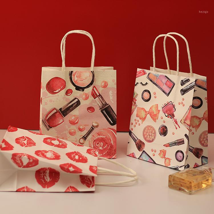 40pcs15x18x8cm Cosmetic Pattern Printing Paper Bags With Handle Gift Bags Party Favor Wedding Packaging Storage1
40pcs15x18x8cm Cosmetic Pattern Printing Paper Bags With Handle Gift Bags Party Favor Wedding Packaging Storage1