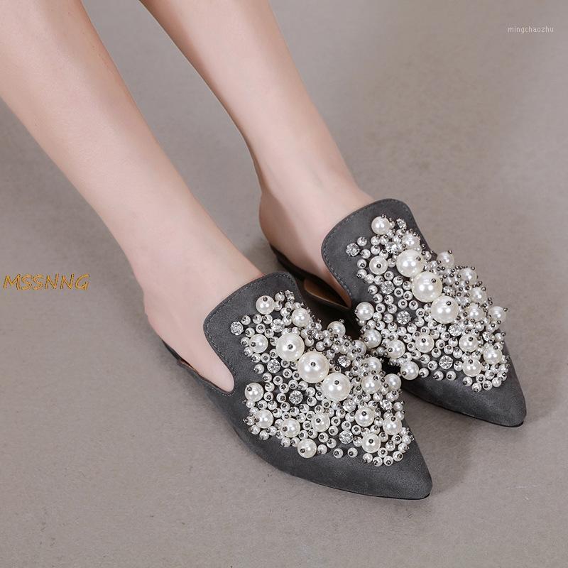 2020 Summer New Women's Slippers Fashion Pointed Crystal Pearl Slippers Baotou Flat Mules Outdoor Comfortable Women's1, Black
2020 Summer New Women's Slippers Fashion Pointed Crystal Pearl Slippers Baotou Flat Mules Outdoor Comfortable Women's1, Black