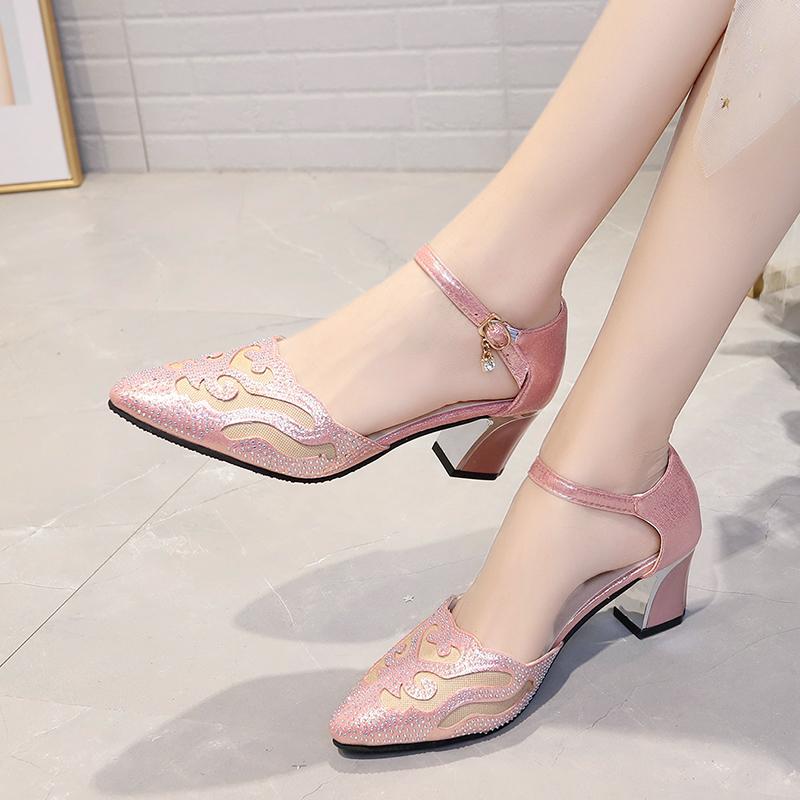 Thick with a word buckle with a Baotou comfortable fashion wild mesh breathable single shoes women, Black